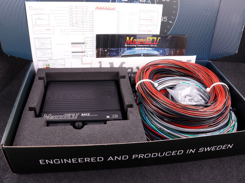 MaxxECU RACE PREMIUM (ECU, kabelhärvor, tillbehör och LSU 4.9)