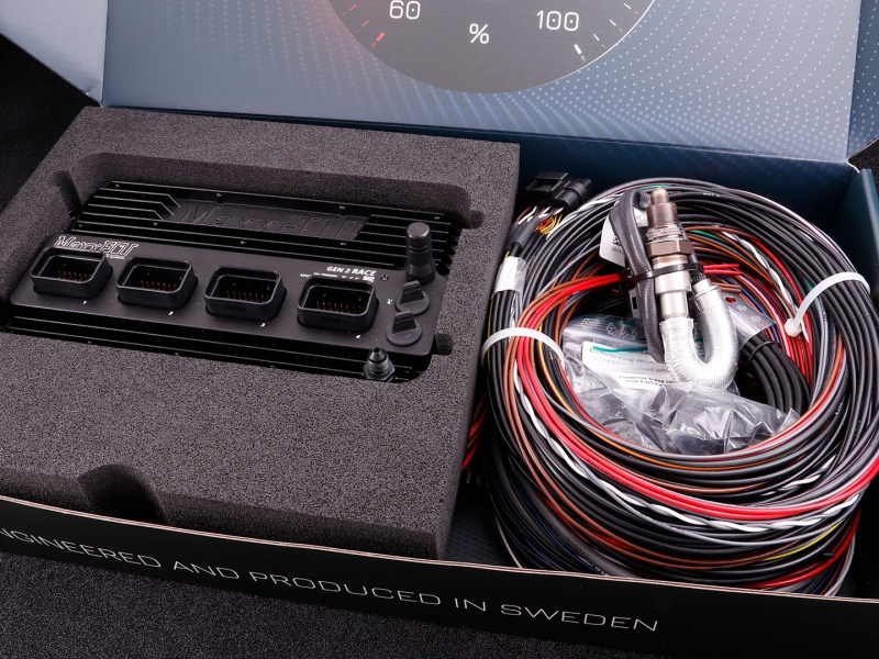 MaxxECU GEN2 RACE, med LSU 5.2, installationskit med öppen kabelhärva